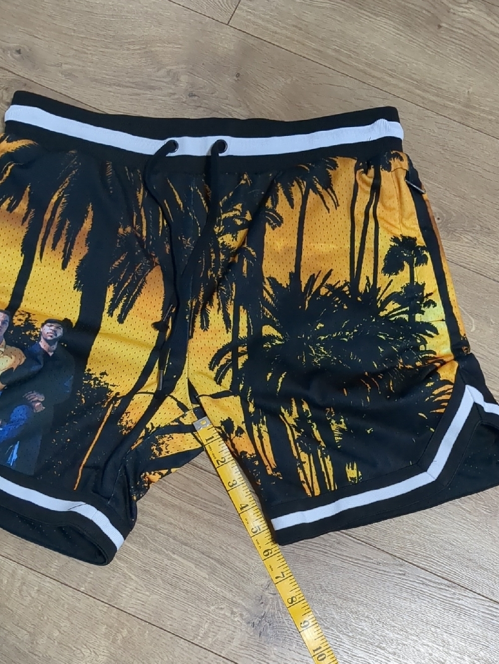 Boyz N The Hood Shoe Palace basketball shorts size Large - Picture 7 of 11